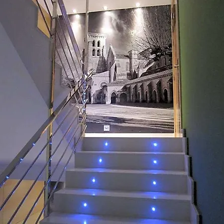 Hotel Via Gotica 3*