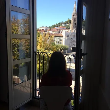 Hotel Via Gotica Burgo