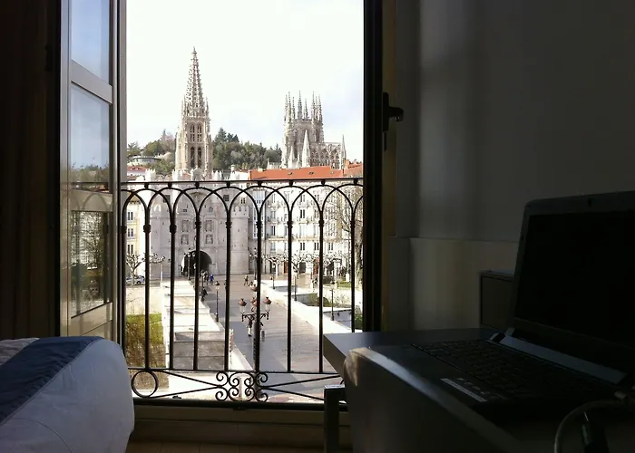 Via Gotica Hotel Burgo