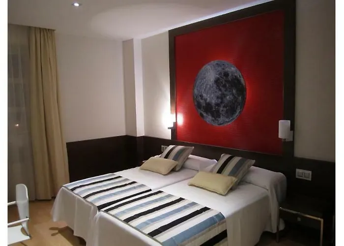 Hotel Via Gotica Burgo